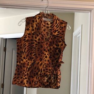 Street fashion small wrap top